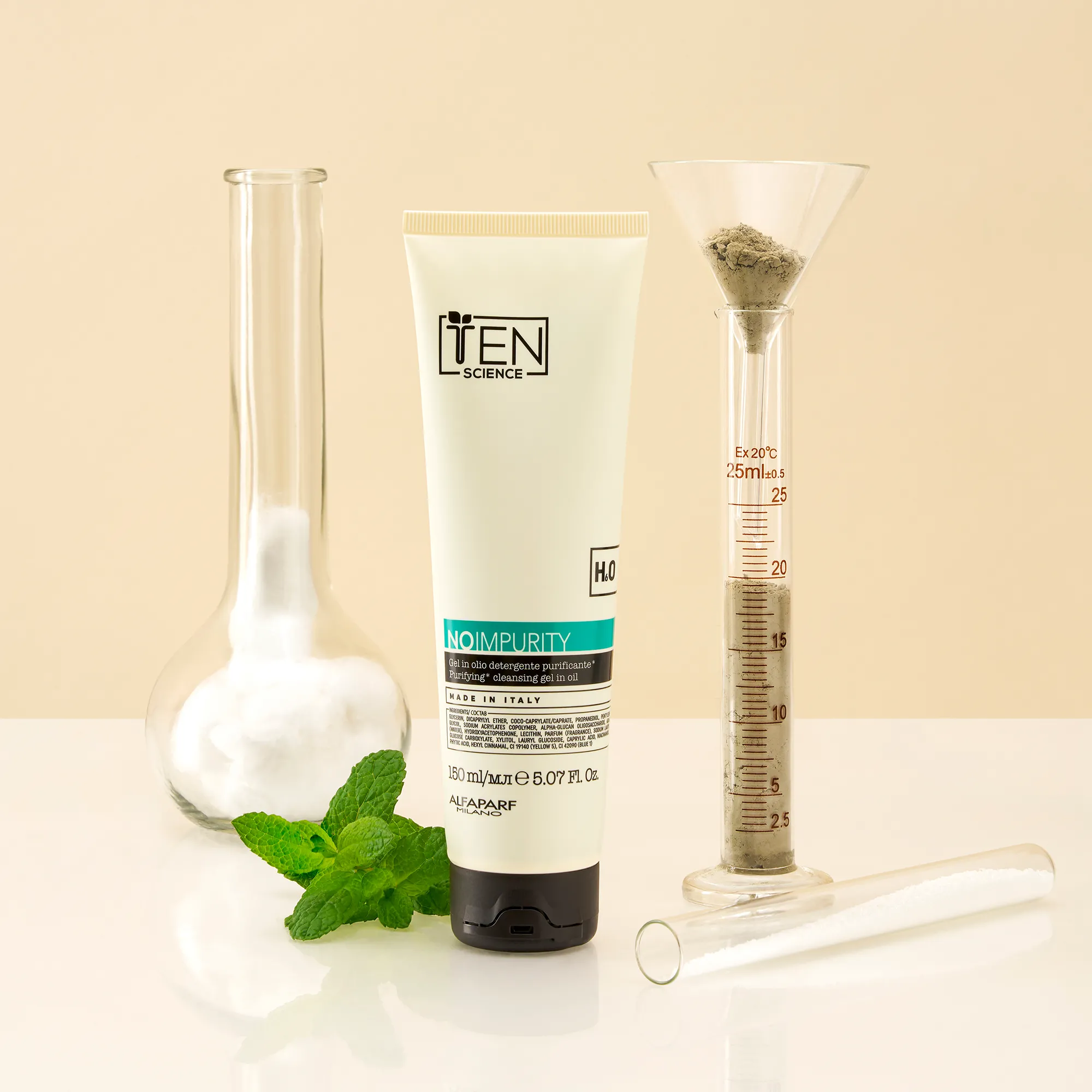 Gel detergente purificante in olio